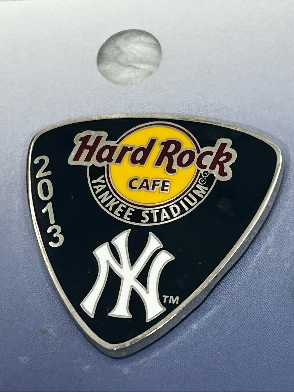Hard Rock Cafe Yankee Stadium NY Yankees 2013 Collectible Pin MLB